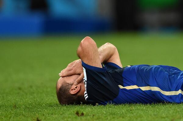 FIFAWorldCup: Mascherano: #ARG midfielder describes his 'immense pain' at #WorldCup Final 