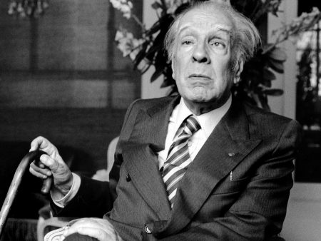 PARIS - MAY 20: Argentinian author Jorge Luis Borges poses on May 20, 1979 in Paris,France. (Photo by Ulf Andersen/Getty Images)